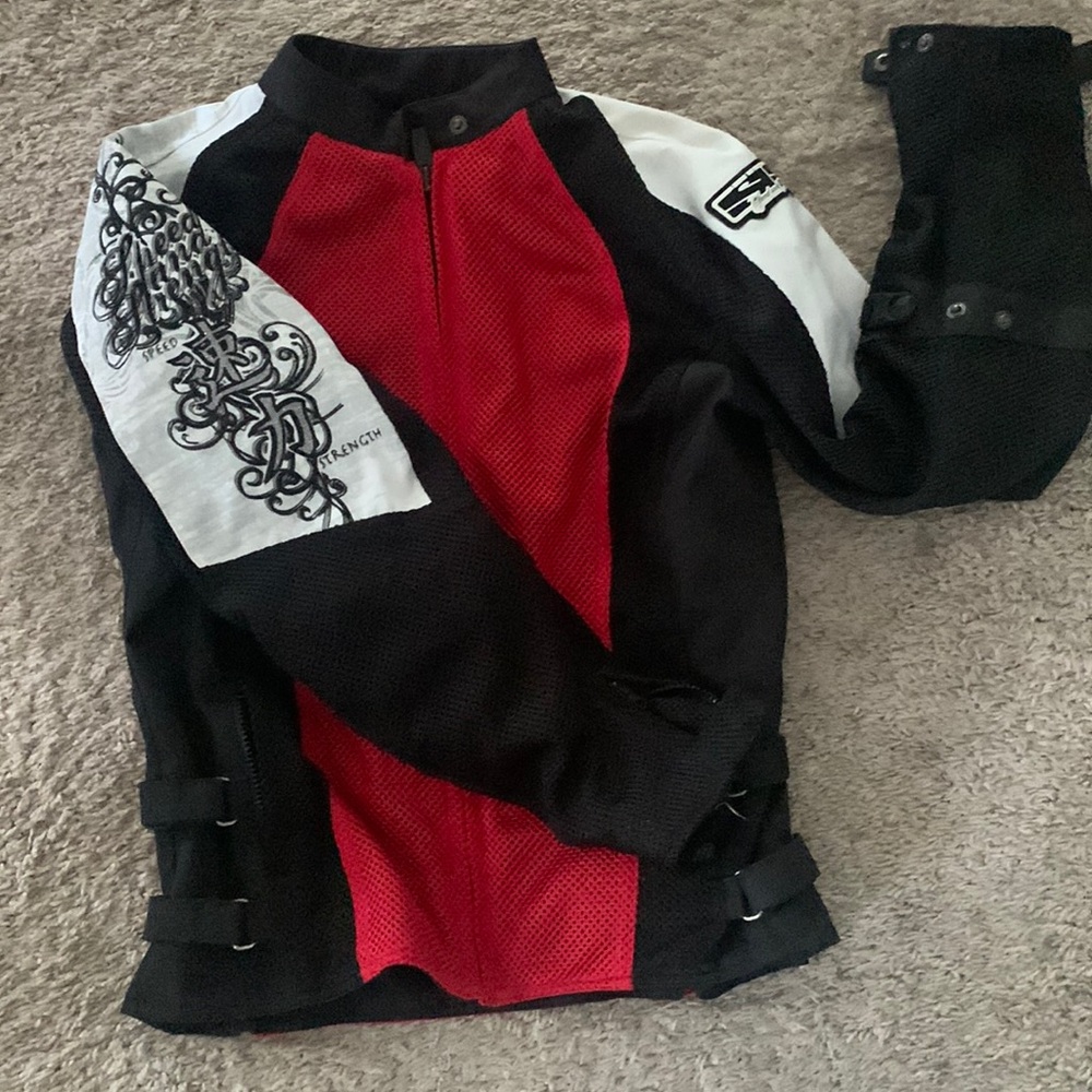 Motorcycle jacket. Women’s size large. Like new.